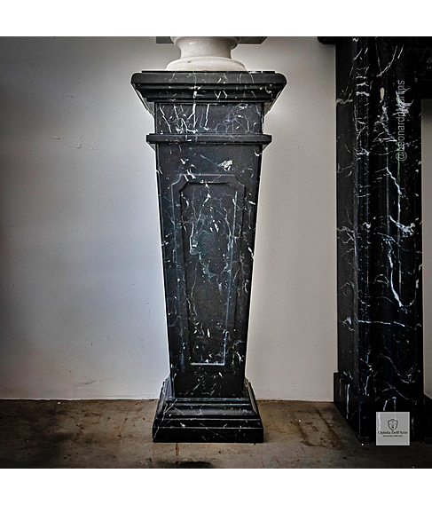 imagem de Coluna Brgamo em Mrmore Preto 100cm - VRMP359