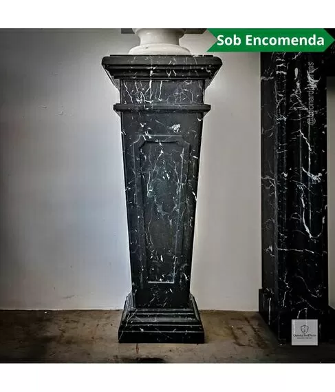 imagem de Coluna Bérgamo em Mármore Preto 100cm VRMP359 Elegante para Decoração e Projetos de Luxo 