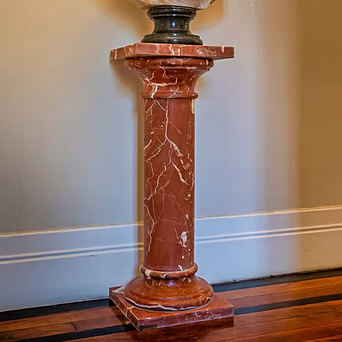 imagem de Coluna em Mármore Rosso 103cm  VRMP342 Elegante para Projetos Arquitetônicos de Luxo 