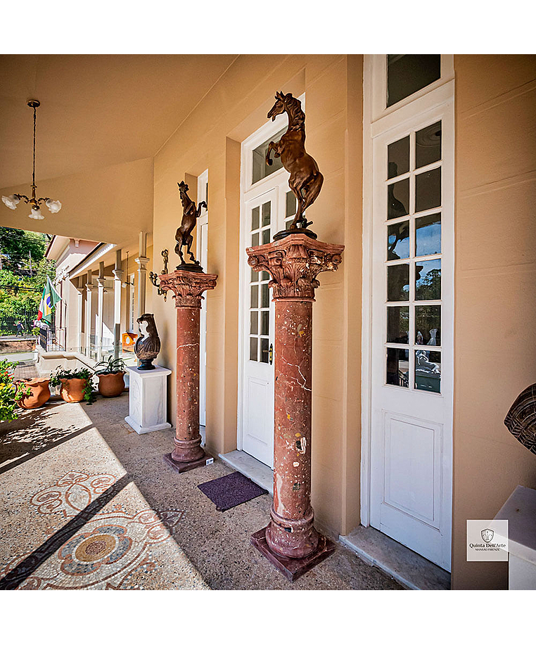 imagem do produto Coluna Lisa em M�rmore Vermelho 200cm - VRMP338