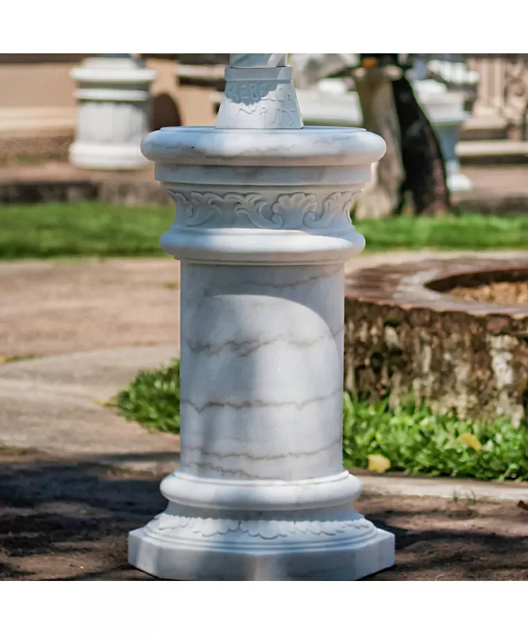 imagem de Coluna Redonda em Mármore Branco 85cm VRMP365 Elegância Clássica