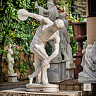 imagem do produto Disc�bulo em M�rmore Branco 180cm - EMP597 Obra Cl�ssica