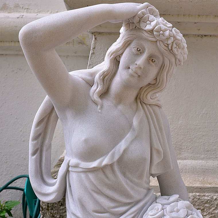 imagem do produto Escultura 4 Esta��es 160cm M�rmore Branco - EMP516 Destaque no Paisagismo