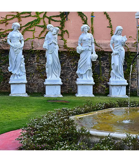 imagem de Escultura 4 Estações 160cm Mármore Branco - EMP517 Design Clássico para Jardins