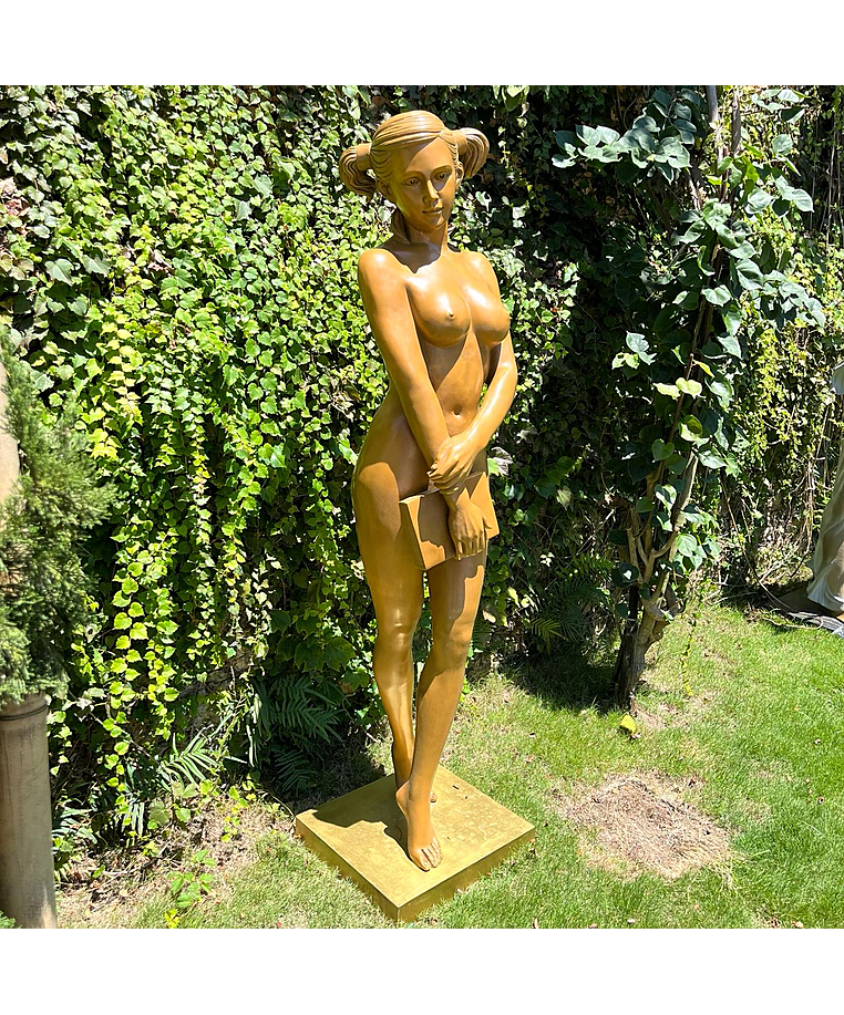 imagem do produto Escultura A Estudante em Bronze 169cm - EBZ627