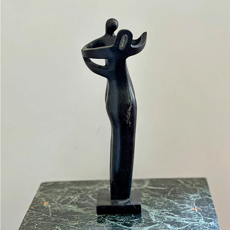 imagem do produto Escultura Abstrata em M�rmore Preto 30cm EMP250A Design Contempor�neo