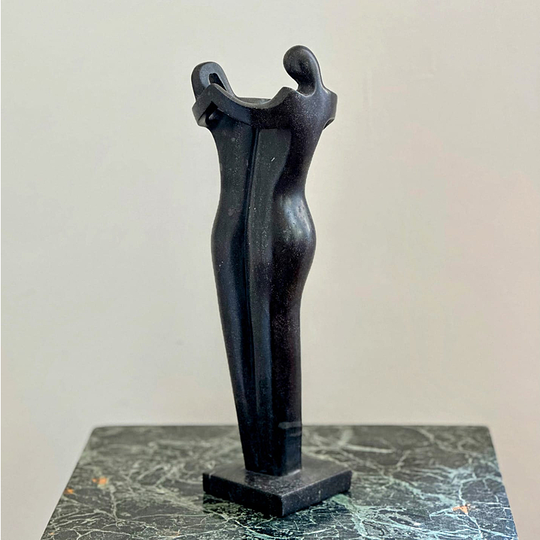 imagem do produto Escultura Abstrata em M�rmore Preto 30cm EMP250A Design Contempor�neo