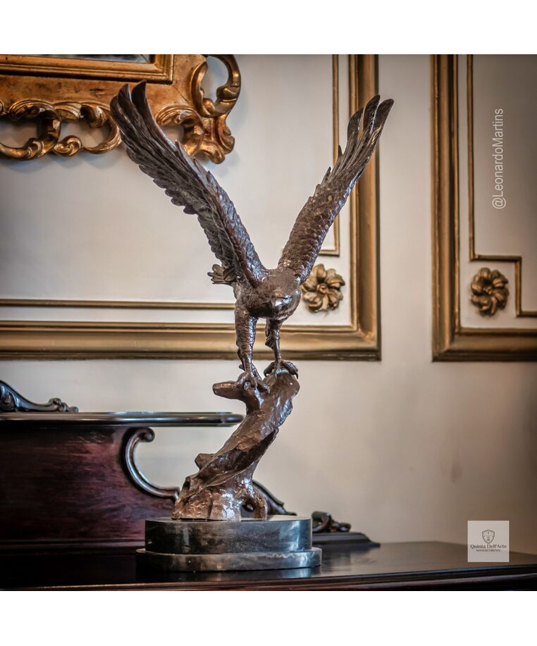 imagem do produto Escultura �guia em Bronze 70cm EBZ756 Movimento e Nobreza Esculpida