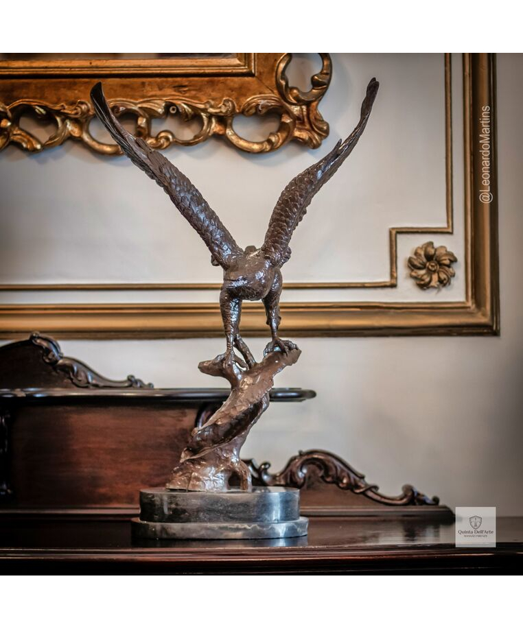 imagem do produto Escultura �guia em Bronze 70cm EBZ756 Movimento e Nobreza Esculpida