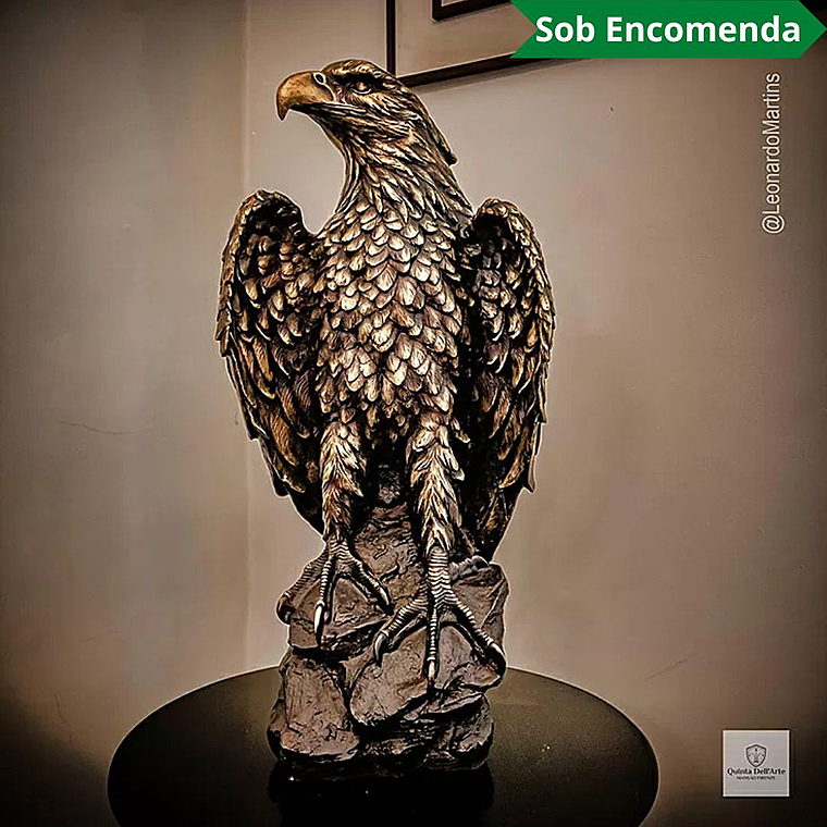 imagem do produto Escultura �guia Real em Bronze 60cm EBZ751 For�a e Eleg�ncia Natural