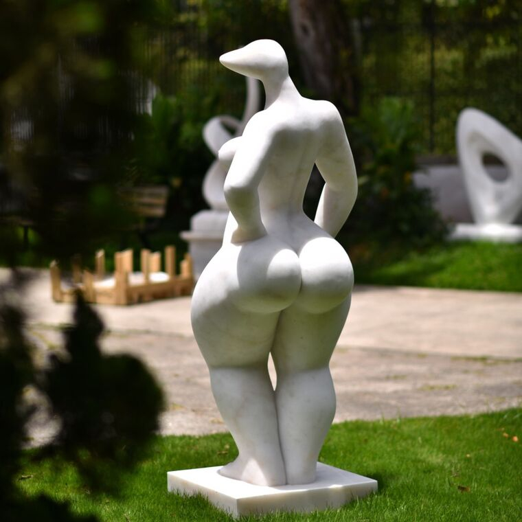 imagem do produto Escultura Alva M�rmore Branco 160CM - EMP771 Obra contempor�nea 