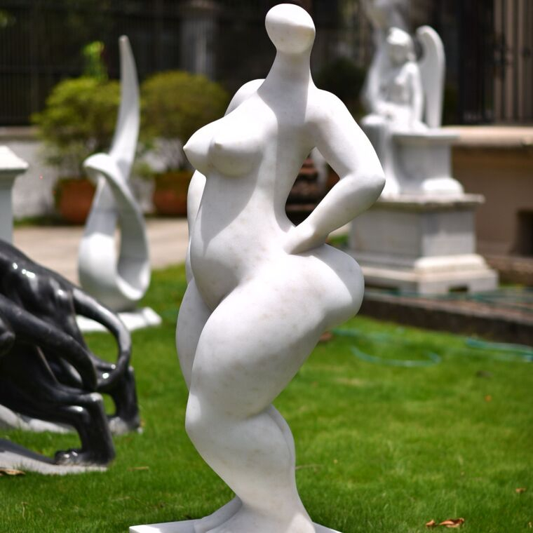 imagem do produto Escultura Alva M�rmore Branco 160CM - EMP771 Obra contempor�nea 