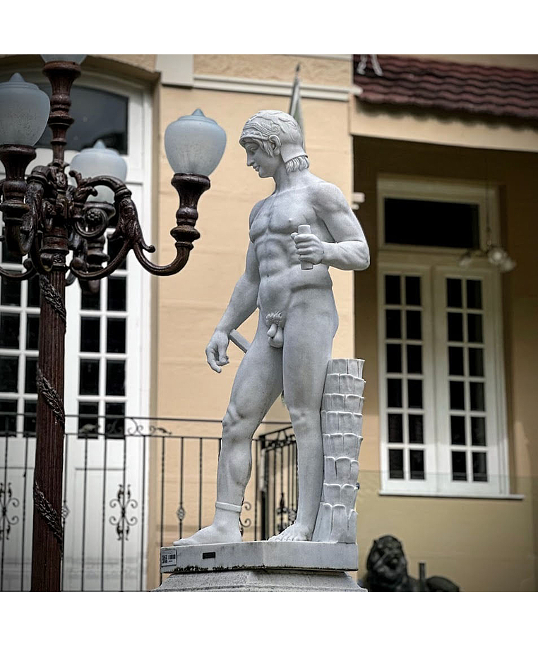 imagem do produto Escultura Ares Burghese B 220cm  - EMP506 Presen�a Marcante no Paisagismo