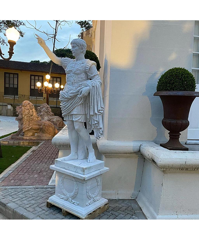 imagem do produto Escultura Augusto de Prima Porta 230cm - EMP428