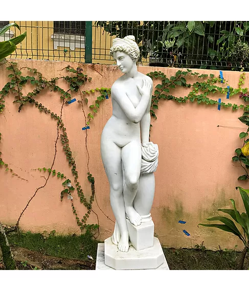 imagem de Escultura Banhista 160cm - EMP468