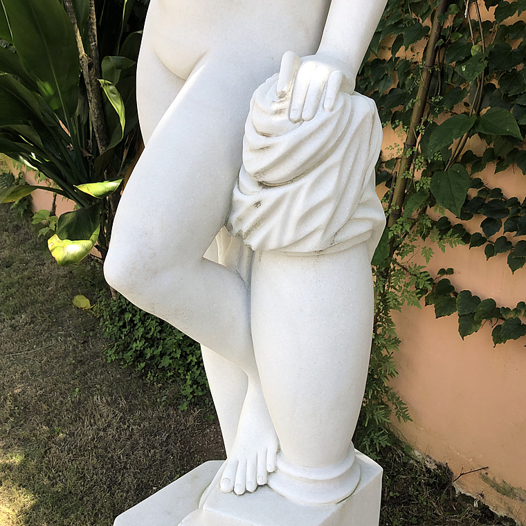 imagem do produto Escultura Banhista 160cm  EMP468 Para Jardins e �reas Externas