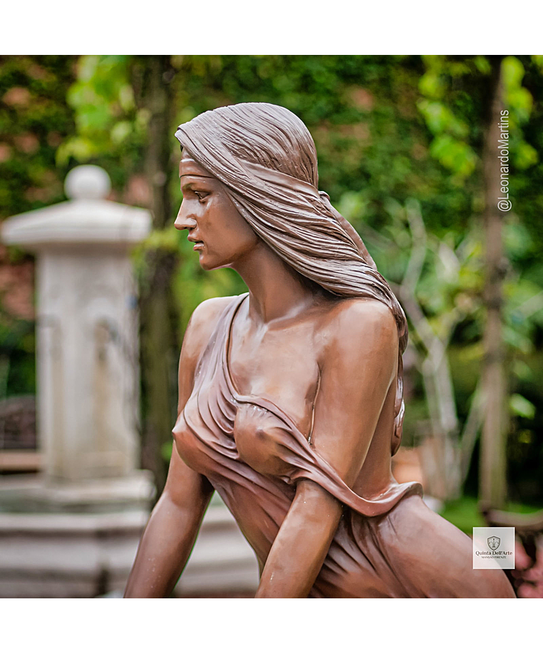 imagem do produto Escultura Bella Dona Bronze 160cm  - EBZ697 Eleg�ncia e Sofistica��o