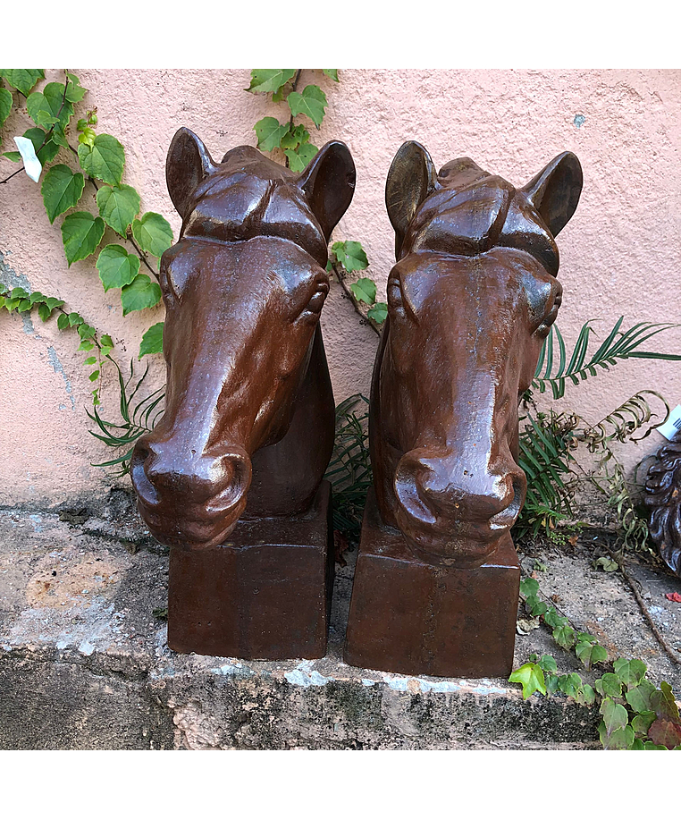 imagem do produto Escultura Cabe�a de Cavalo para Mesa 60cm - VRF125