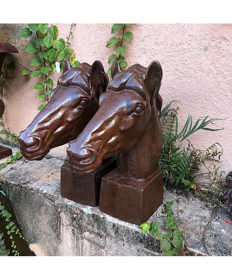 imagem do produto Escultura Cabe�a de Cavalo para Mesa 60cm - VRF125
