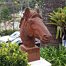 imagem do produto Escultura Cabe�a de Cavalo para Mesa 60cm - VRF125