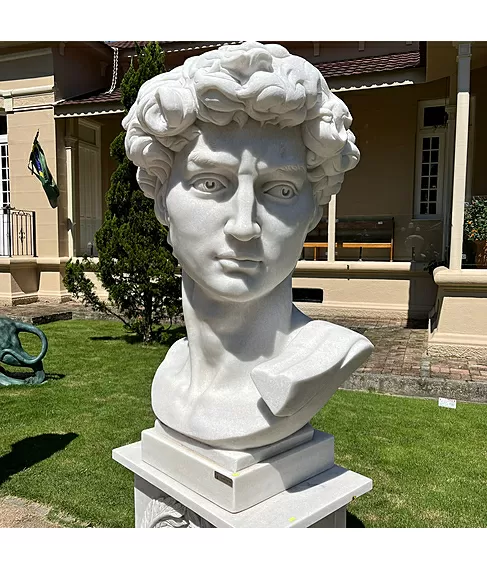 imagem de Escultura Cabeça do Davi 120cm - EMP555 Arte Decorativa