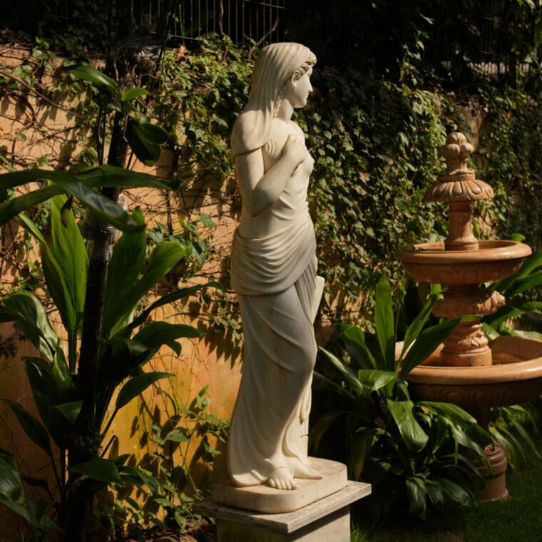 imagem do produto Escultura Camponesa em M�rmore 150cm - EMP370 Simplicidade e Eleg�ncia Cl�ssica