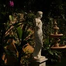 imagem do produto Escultura Camponesa em M�rmore 150cm - EMP370 Simplicidade e Eleg�ncia Cl�ssica