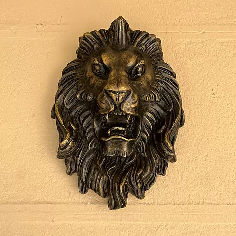 imagem de Escultura Cara de Leão em Bronze 34cm EBZ605 Detalhes Marcantes