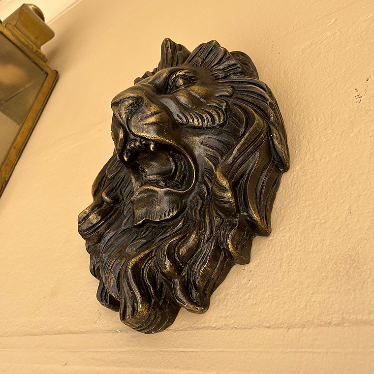 imagem do produto Escultura Cara de Le�o em Bronze 34cm EBZ605 Detalhes Marcantes