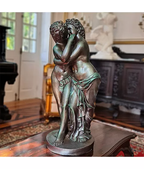 imagem de Escultura Casal Primeiro Beijo 60cm - EML182