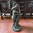imagem do produto Escultura Casal Primeiro Beijo 60cm EML182 Romance e Eleg�ncia