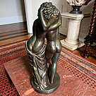 imagem do produto Escultura Casal Primeiro Beijo 60cm EML182 Romance e Eleg�ncia