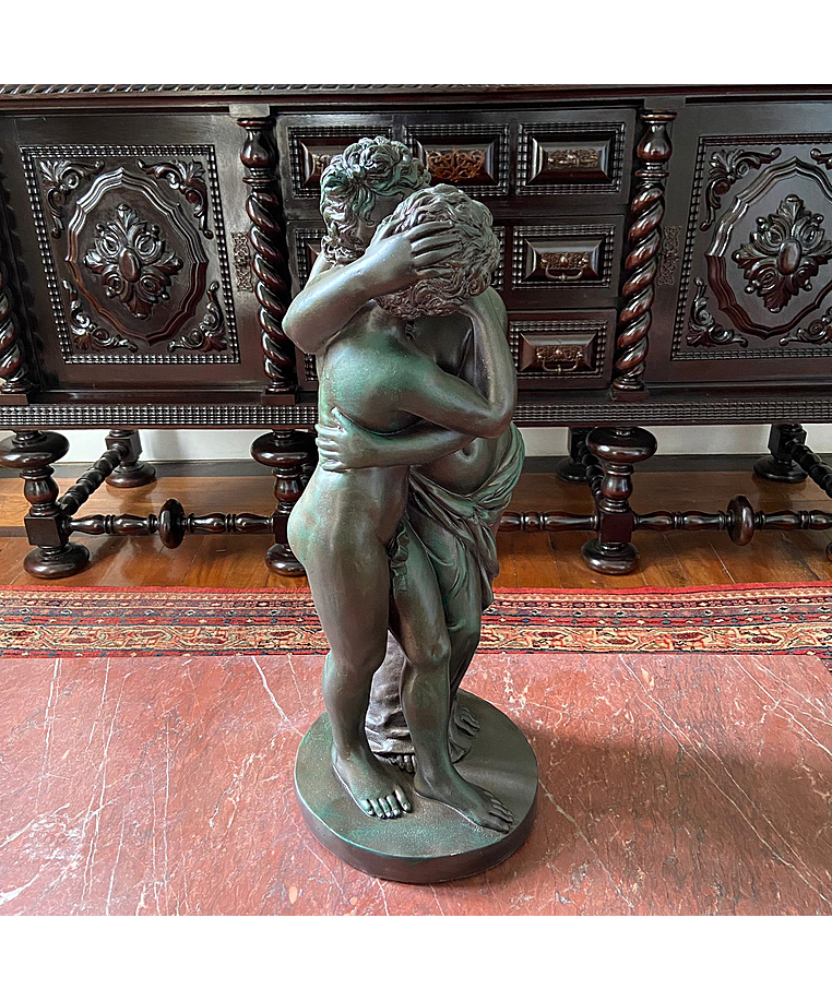 imagem do produto Escultura Casal Primeiro Beijo 60cm - EML182