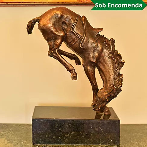 imagem de Escultura Cavalo em Bronze 52cm EBZ543 Força e Elegância