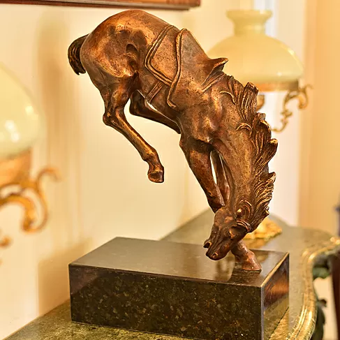 imagem de Escultura Cavalo em Bronze 52cm EBZ543 Força e Elegância
