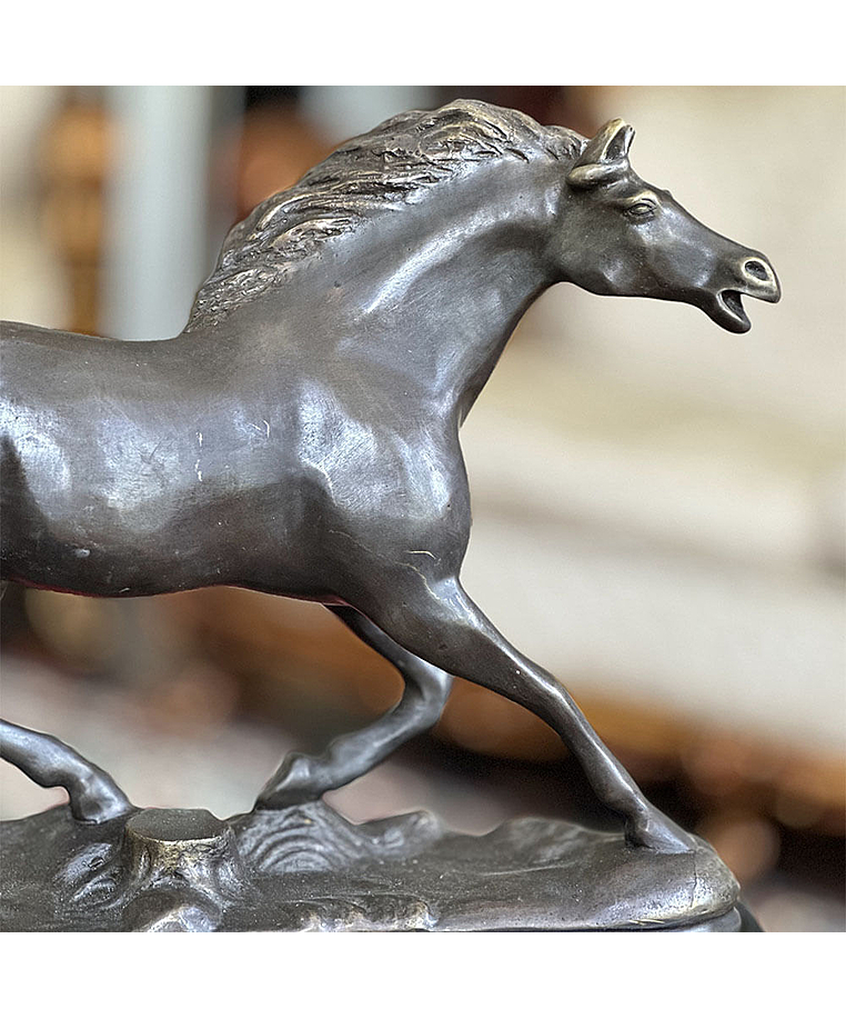 imagem do produto Escultura Cavalo Puro Sangue �rabe em Bronze 40cm VRBZ333 Eleg�ncia e Nobreza