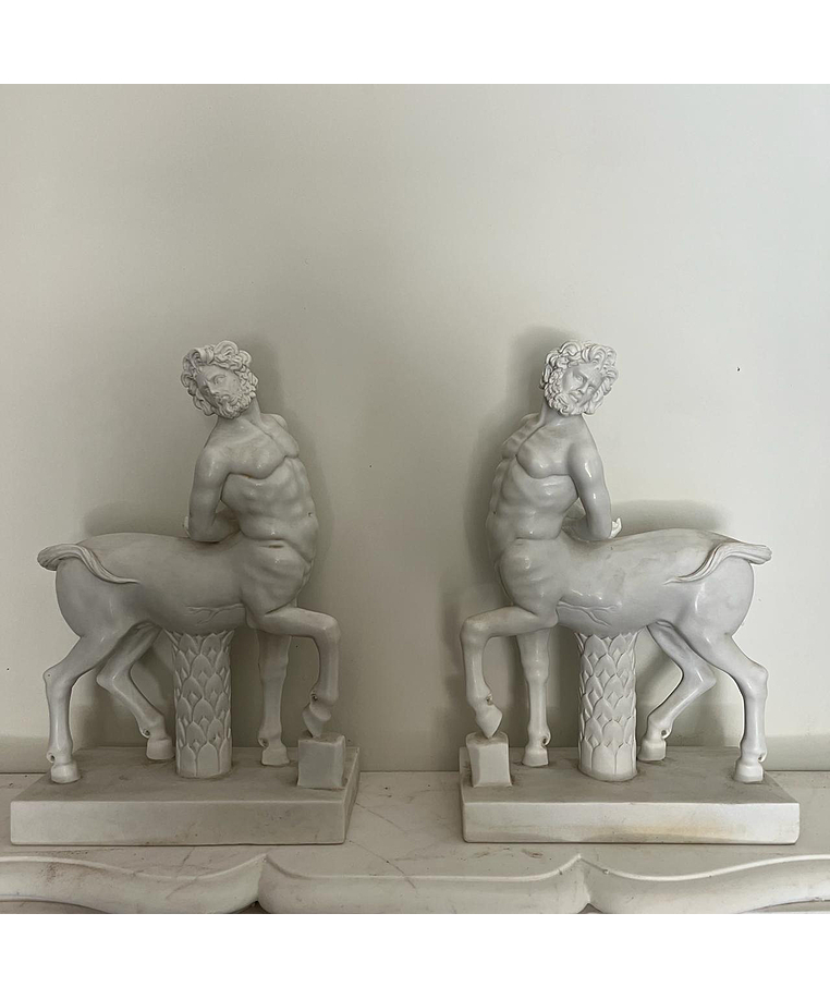 imagem do produto Escultura Centauro em M�rmore Branco 50cm EMP614 Arte e Mitologia