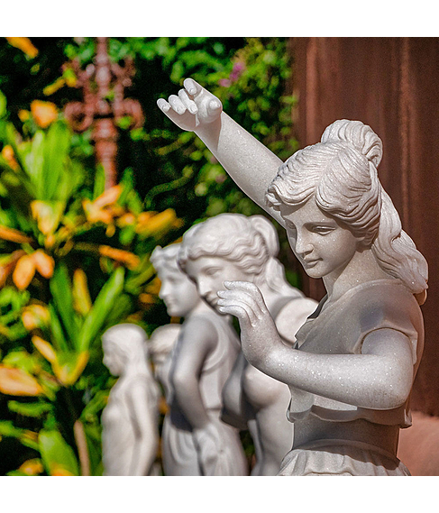 imagem de Escultura Danarina 160cm - EMP457