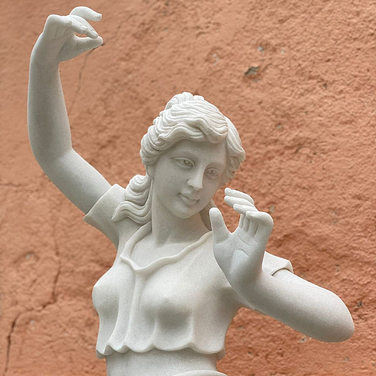 imagem do produto Escultura Dan�arina 160cm - EMP457 Eleg�ncia e Sofistica��o no Paisagismo