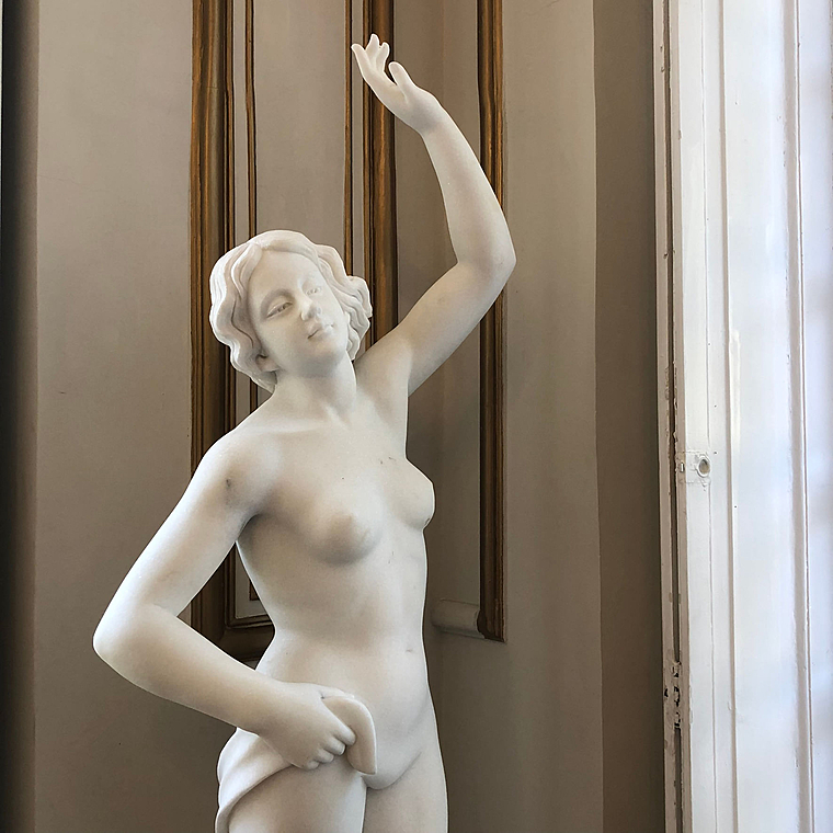 imagem do produto Escultura Dan�arina em M�rmore 160cm - EMP465 Eleg�ncia e Movimento Cl�ssico