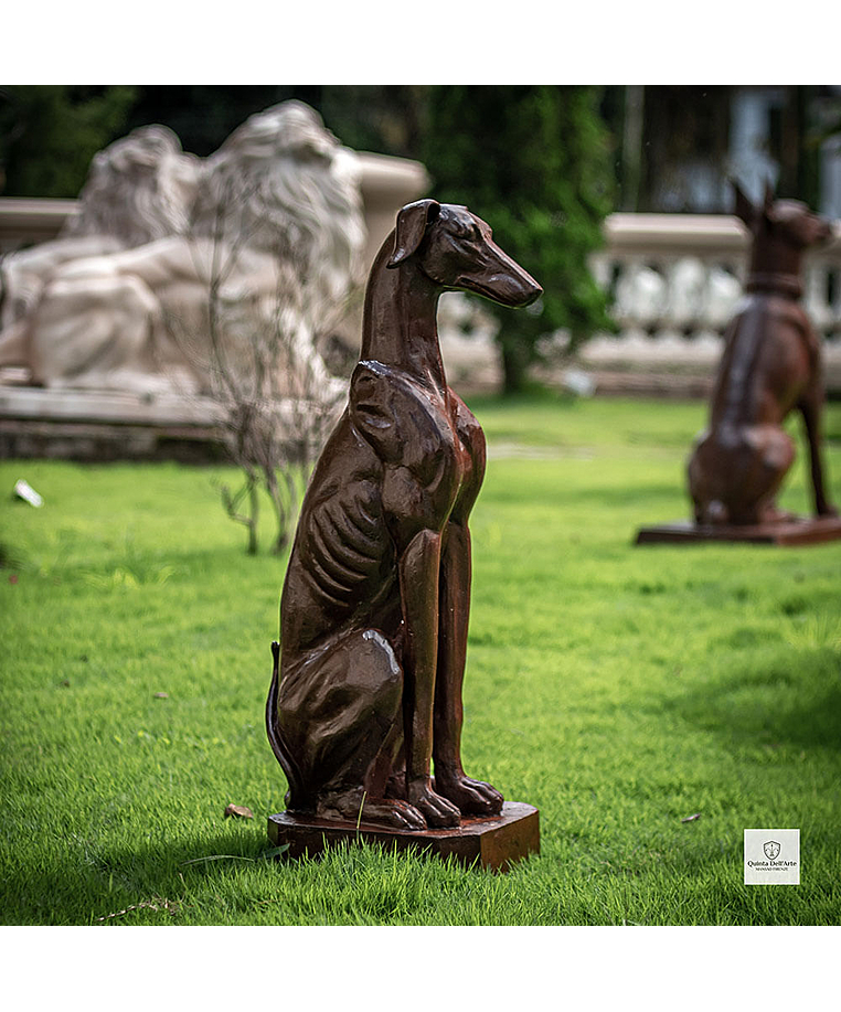 imagem do produto Escultura de Cachorro Galgo 82cm VRF150 Eleg�ncia e Movimento