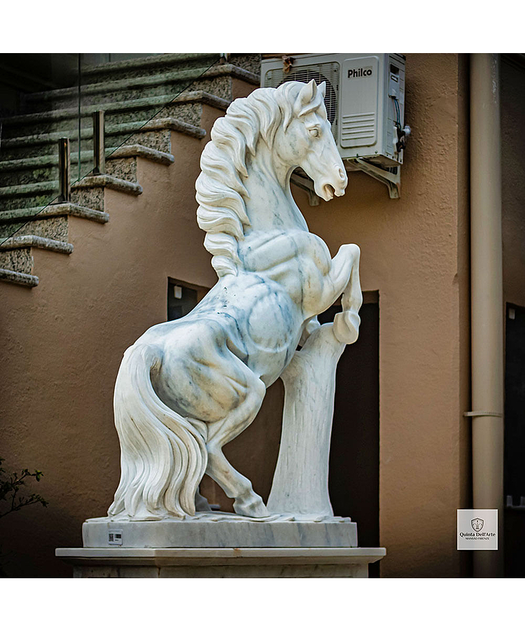 imagem do produto Escultura de Cavalo Rampante 235cm - EMP578