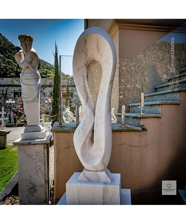 imagem do produto Escultura de Marmore Arco Nobre 165cm EMP720  Arquitetura de Luxo Quinta DellArte