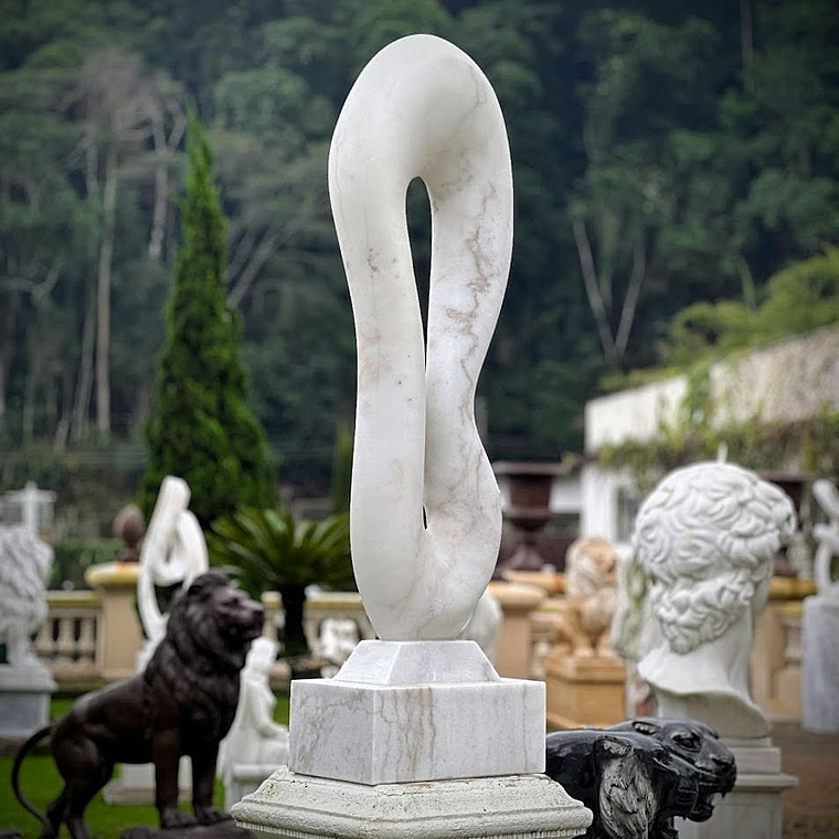imagem do produto Escultura de Marmore Arco Nobre 165cm EMP720 Eleg�ncia Arquitet�nica
