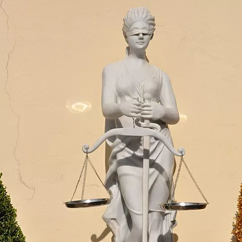 imagem de Escultura Deusa da Justiça 165cm - EML422