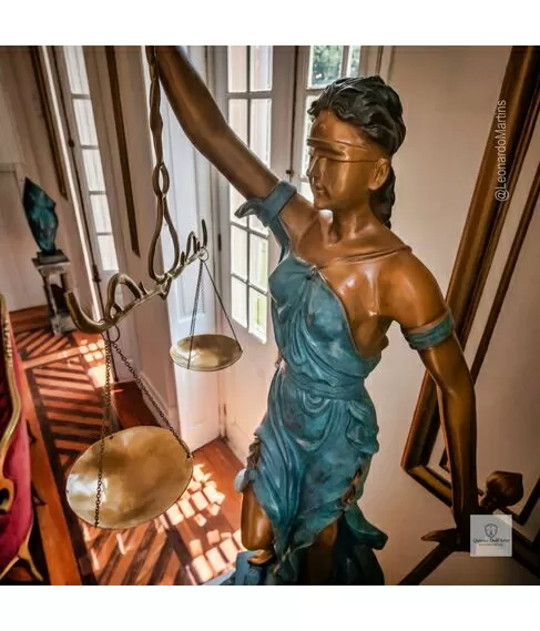 imagem de Escultura Deusa da Justiça em Bronze 128cm - EBZ754