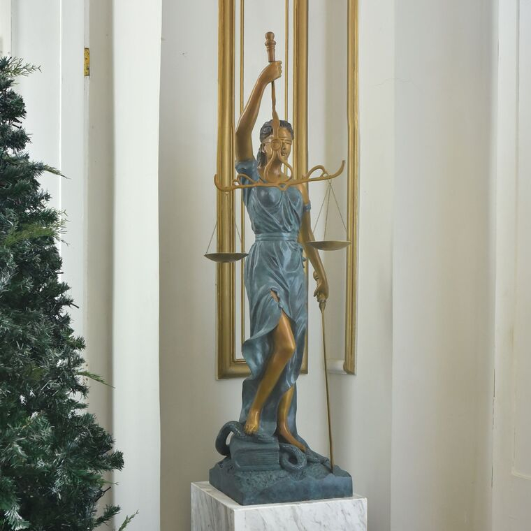 imagem do produto Escultura Deusa da Justi�a em Bronze 128cm - EBZ754