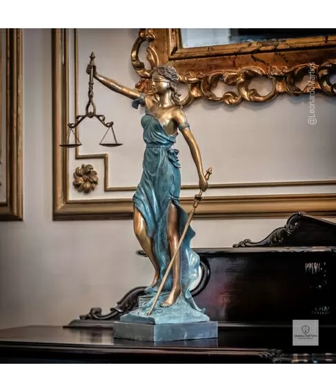 imagem de Escultura Deusa da Justiça em Bronze 72cm - EBZ759
