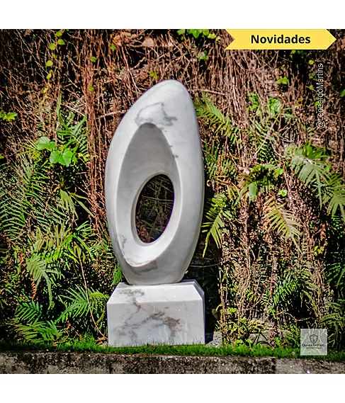 imagem de Escultura Elo Eterno Mármore Branco 100cm - EMP228
