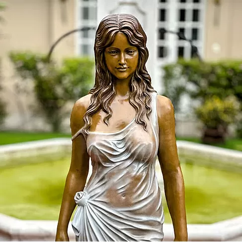 imagem de Escultura em Bronze Dona Con Velo 160cm - EBZ614 Arte Escultural Imponente